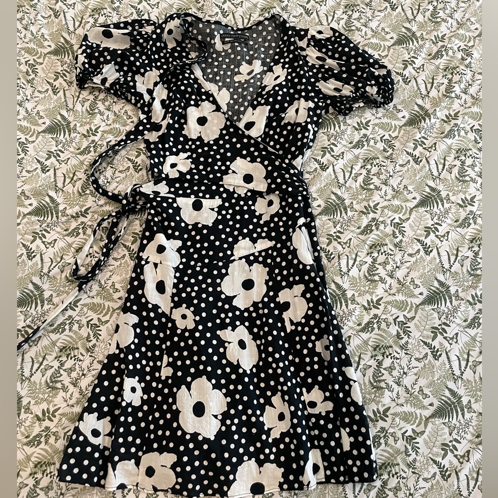 Urban Outfitters Floral puff sleeve wrap dress